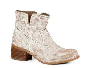 Diba True Walnut Grove boots, white